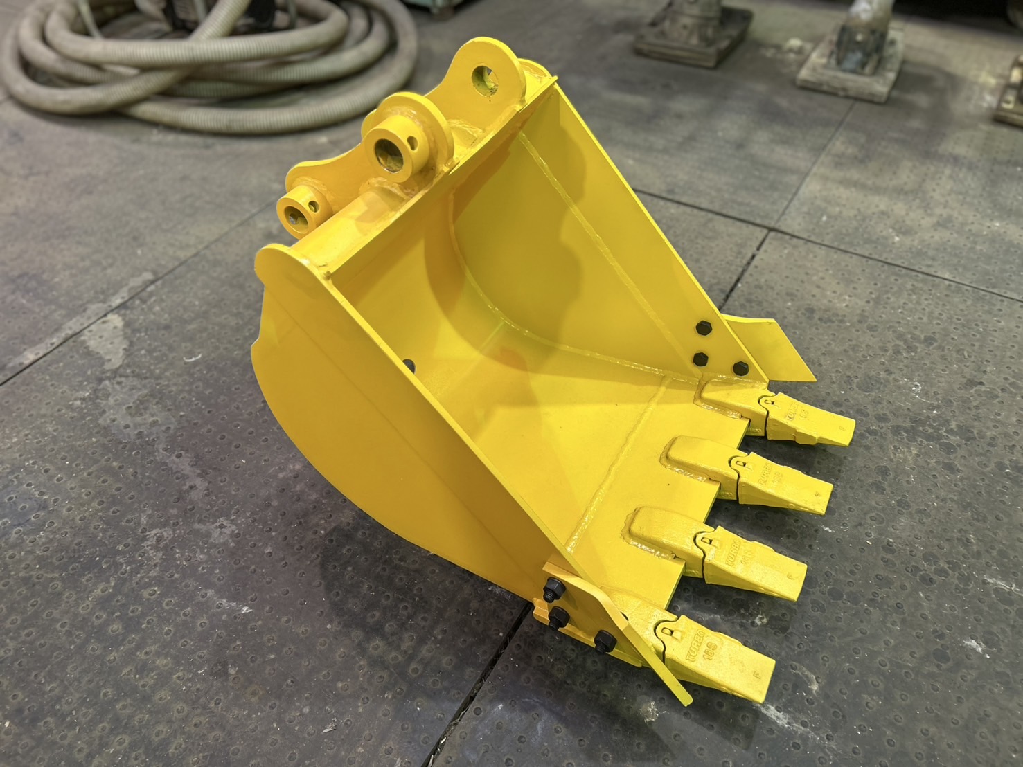 PC-30/
35バケット