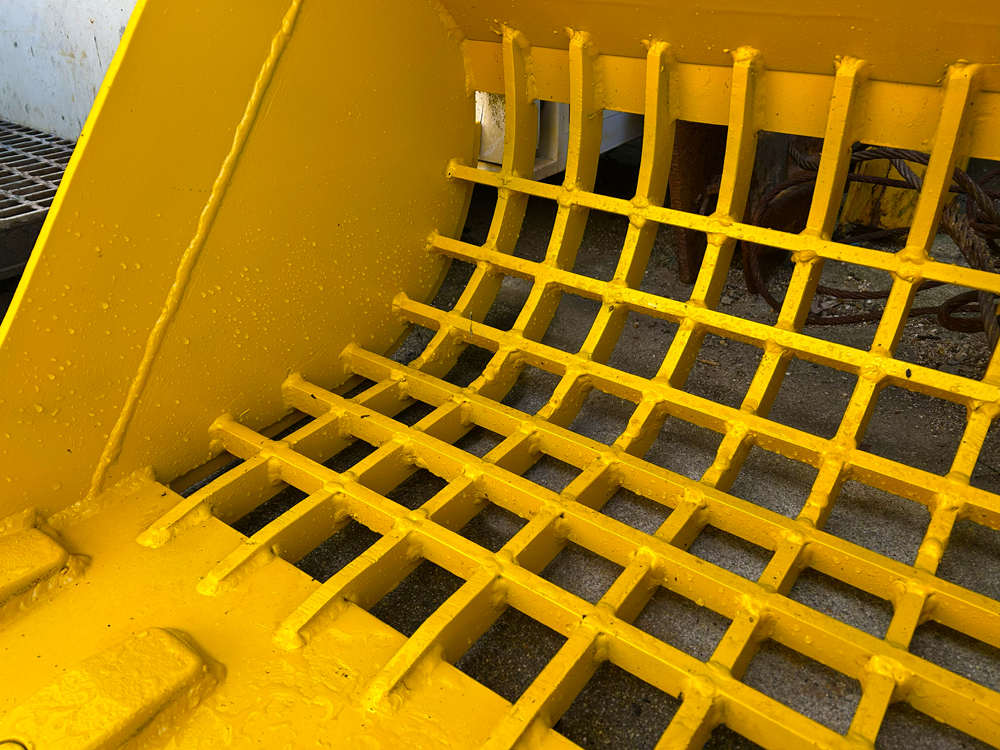 PC-30/
35幅狭バケット