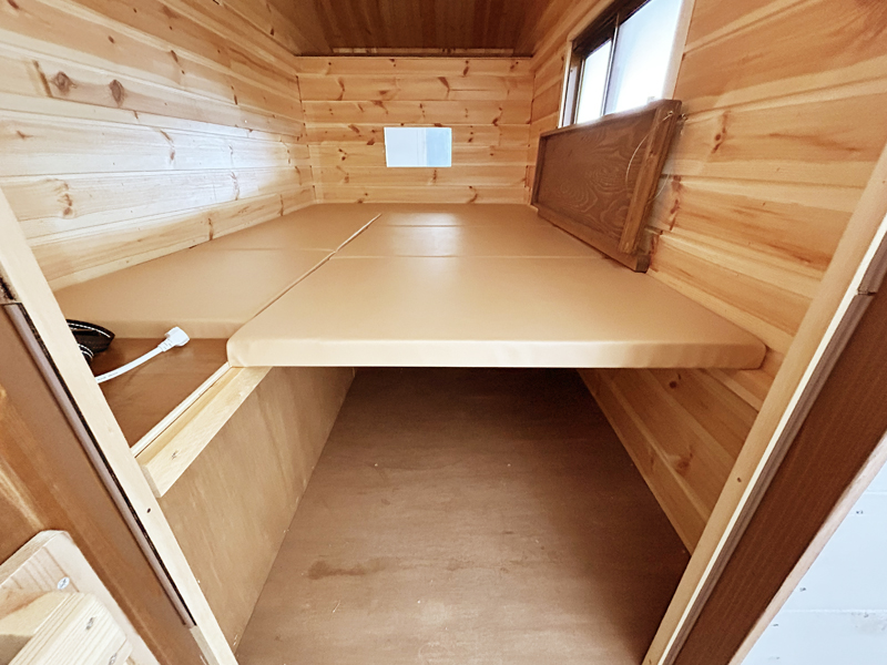 フルフラット状態での収納