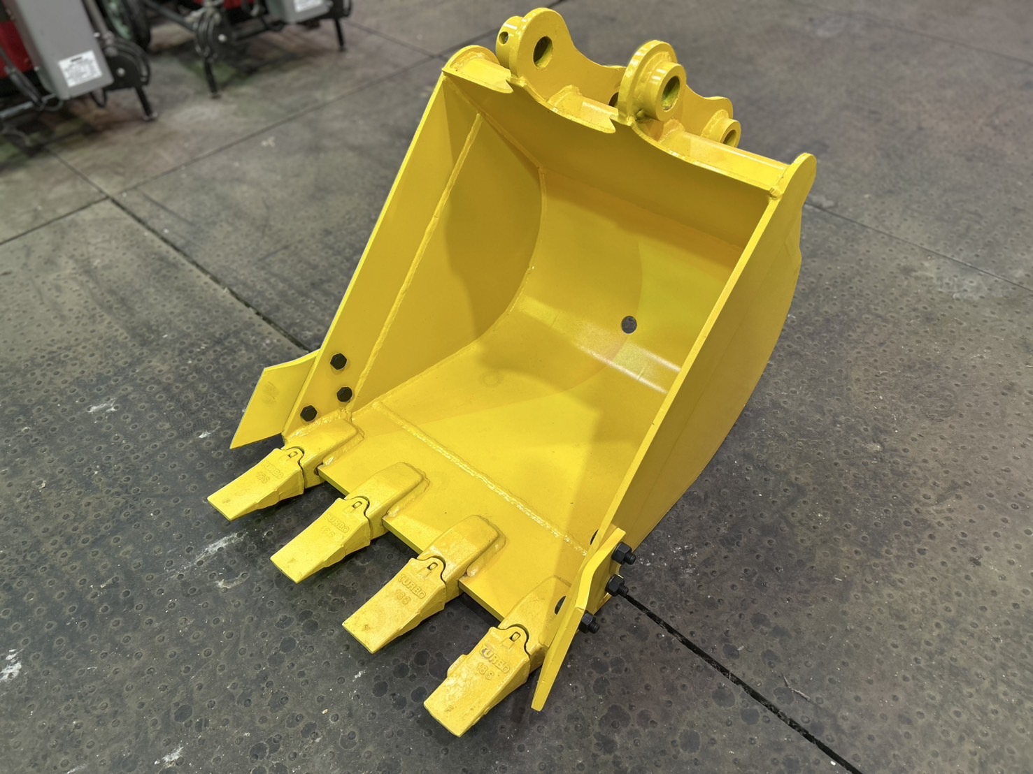 バケット新規製作完成例